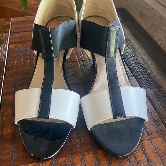 Circa Joan & David CJ Neptune** Black and White** two tone Size 9M - Picture 3 of 14